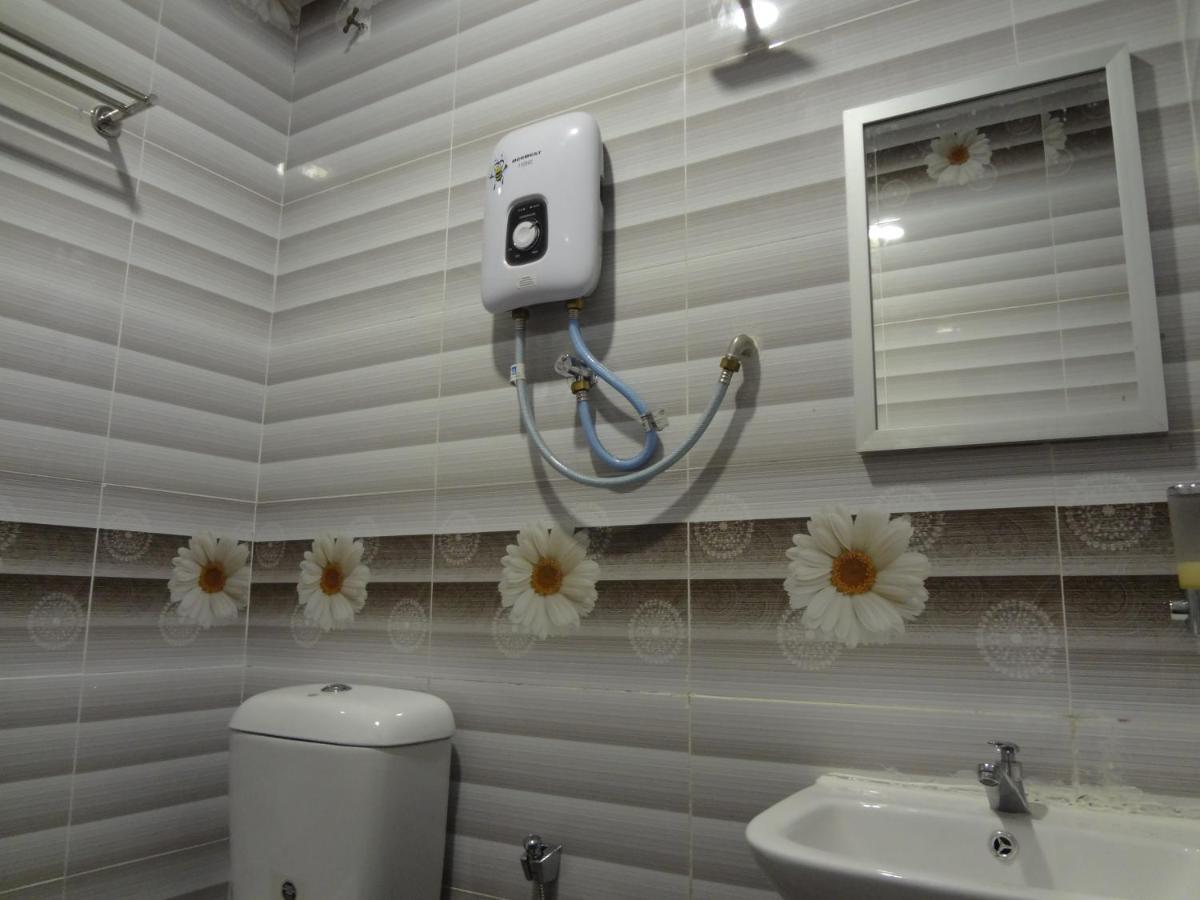 Comma Hotel Bandar Saujana Putra Buitenkant foto