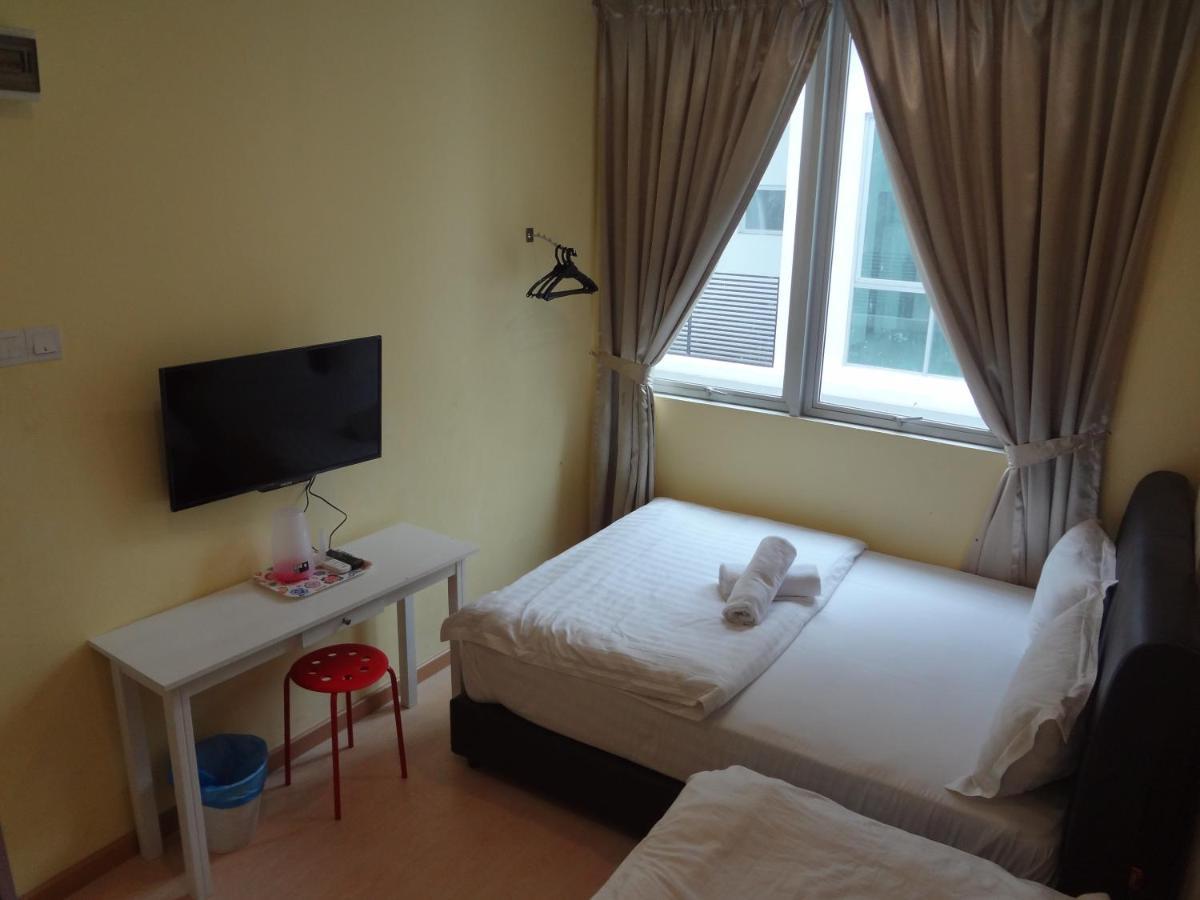 Comma Hotel Bandar Saujana Putra Buitenkant foto