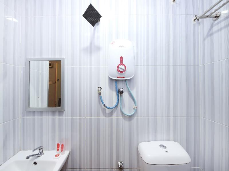 Comma Hotel Bandar Saujana Putra Buitenkant foto